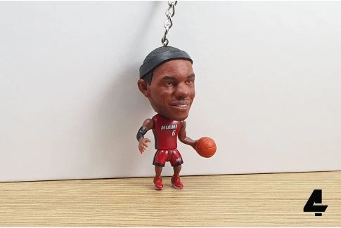Cleveland Cavaliers fans need this LeBron James rookie bobblehead